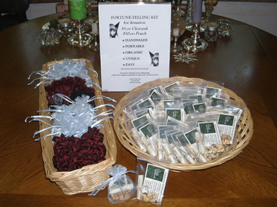 Divination kits in baskets with sign